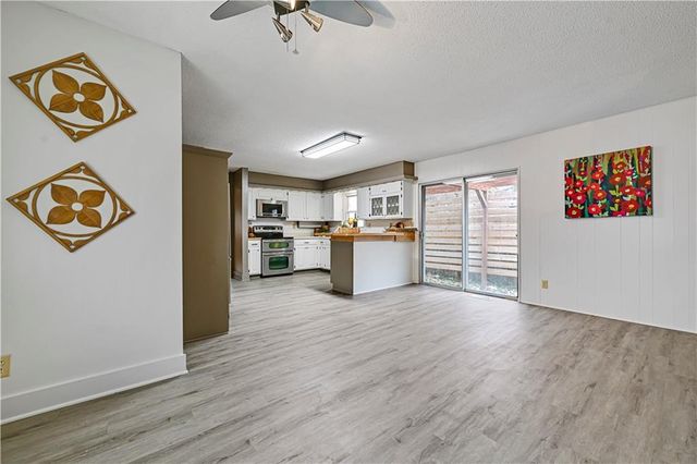 1406 NE 52nd Terrace, Kansas City, MO 64118