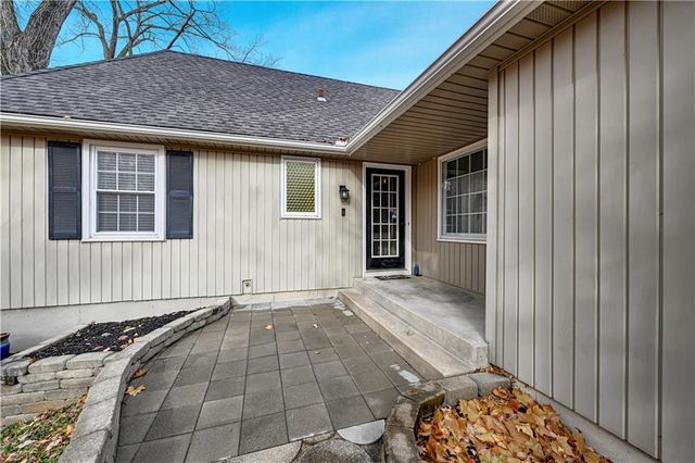 1406 NE 52nd Terrace, Kansas City, MO 64118