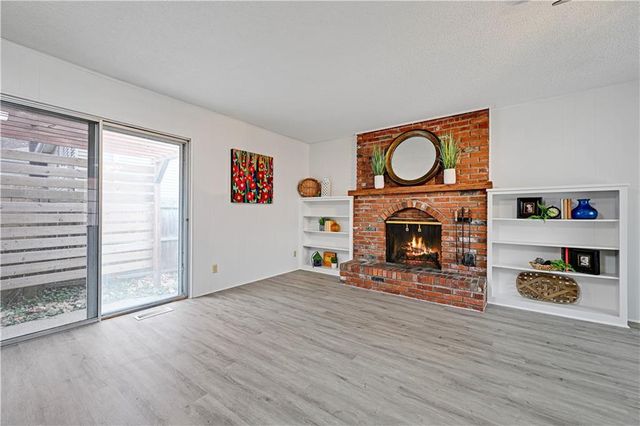 1406 NE 52nd Terrace, Kansas City, MO 64118