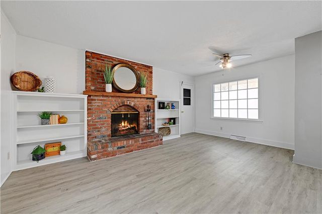 1406 NE 52nd Terrace, Kansas City, MO 64118