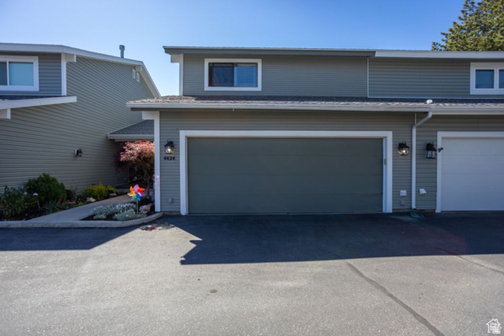 4424 W SKYE DR, South Jordan, UT 84009 — exterior