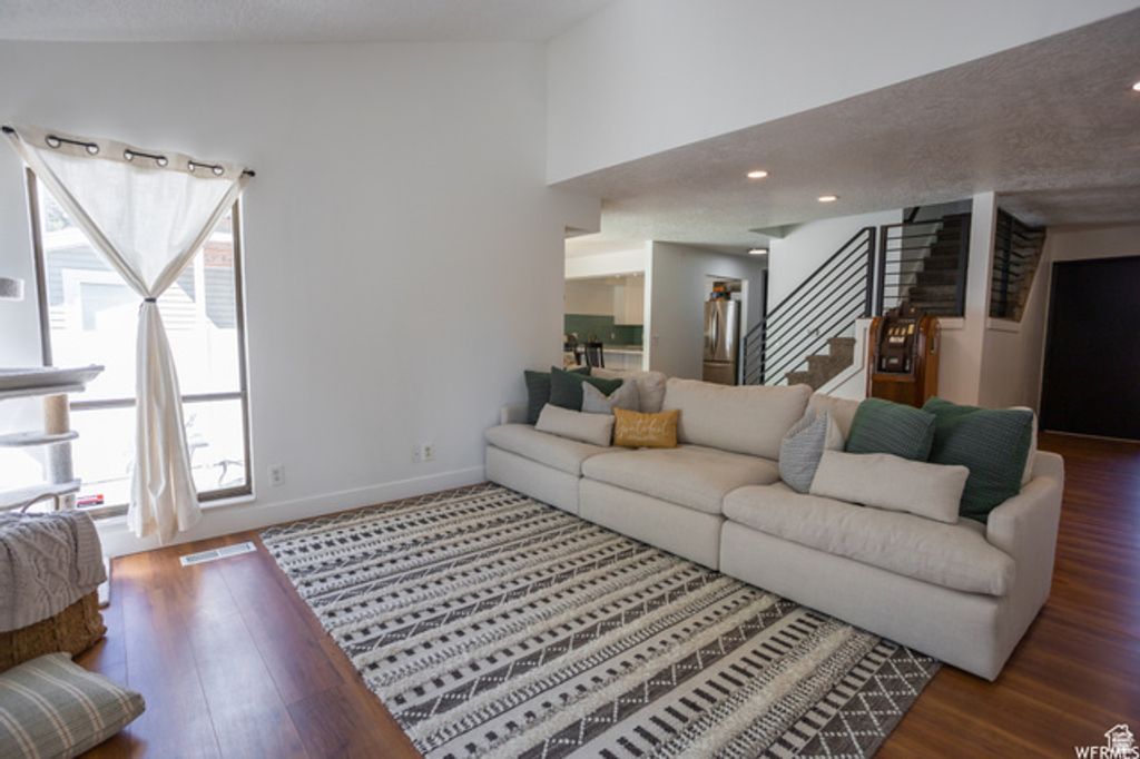 4424 W SKYE DR, South Jordan, UT 84009 — photo 4