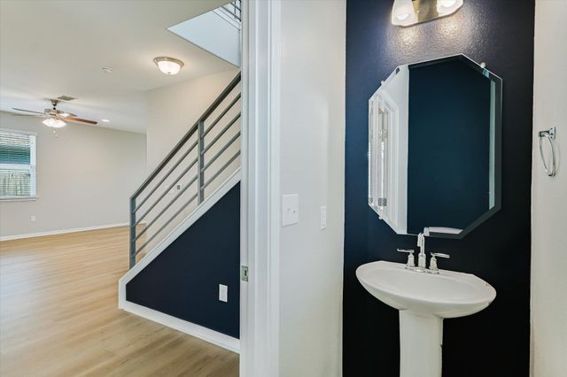 10317 Laurie LN, Austin, TX 78747