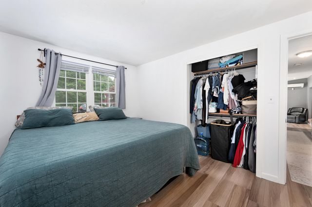 17 Colony Avenue, Buzzards Bay, MA 02532