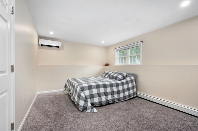 17 Colony Avenue, Buzzards Bay, MA 02532