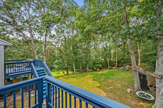 17 Colony Avenue, Buzzards Bay, MA 02532