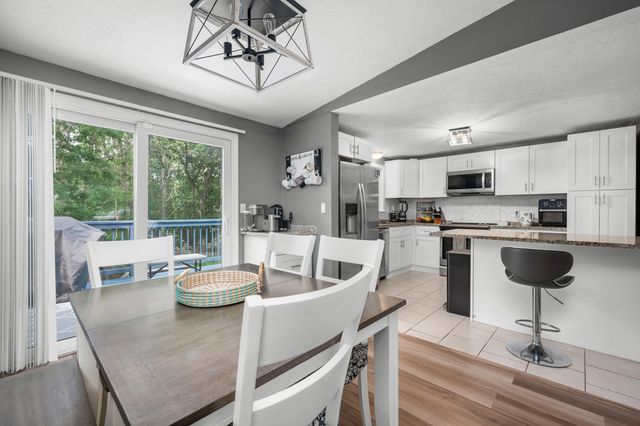 17 Colony Avenue, Buzzards Bay, MA 02532