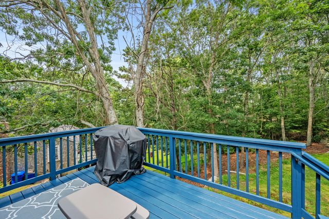 17 Colony Avenue, Buzzards Bay, MA 02532