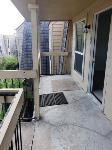 16120 Stuebner Airline Road 603, Spring, TX 77379