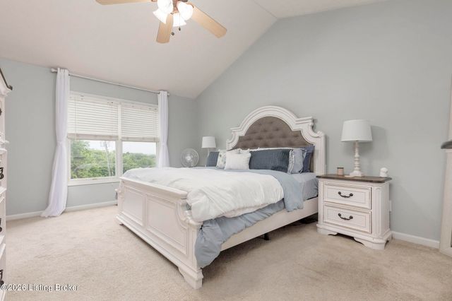 6601 Rockview Way, Louisville, KY 40299
