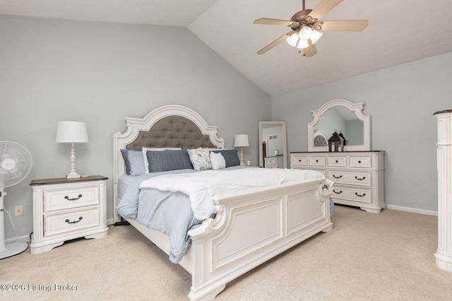 6601 Rockview Way, Louisville, KY 40299