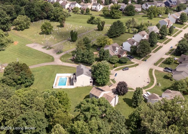 6601 Rockview Way, Louisville, KY 40299