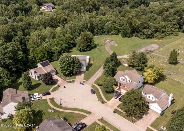 6601 Rockview Way, Louisville, KY 40299