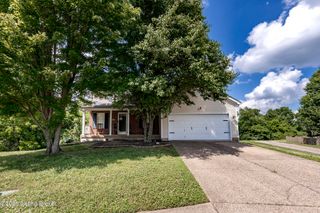 6601 Rockview Way, Louisville, KY 40299