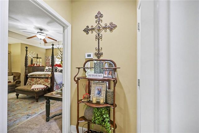 15206 W 164th Terrace, Olathe, KS 66062