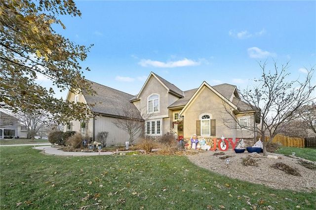 15206 W 164th Terrace, Olathe, KS 66062