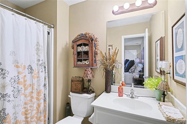 15206 W 164th Terrace, Olathe, KS 66062