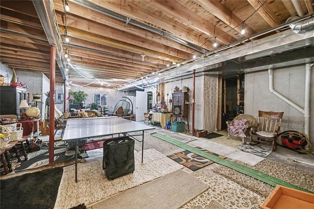 15206 W 164th Terrace, Olathe, KS 66062