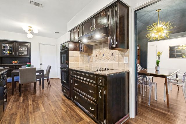 2212 San Simeon Place, Carrollton, TX 75006