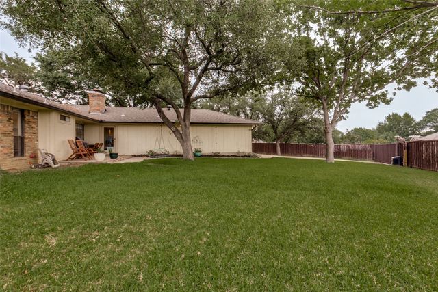 2212 San Simeon Place, Carrollton, TX 75006