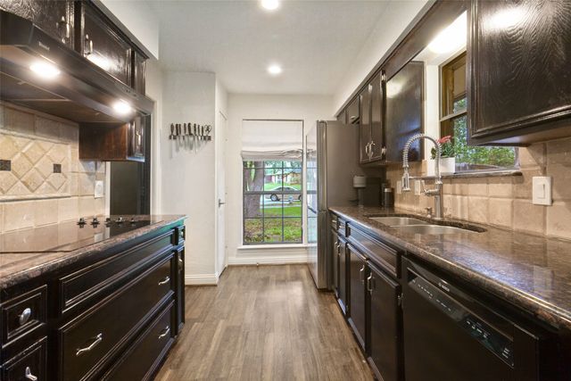 2212 San Simeon Place, Carrollton, TX 75006