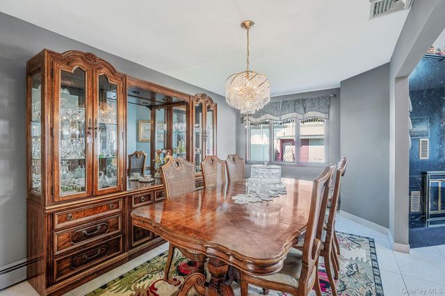 257 Garden City Road, Franklin Square, NY 11010