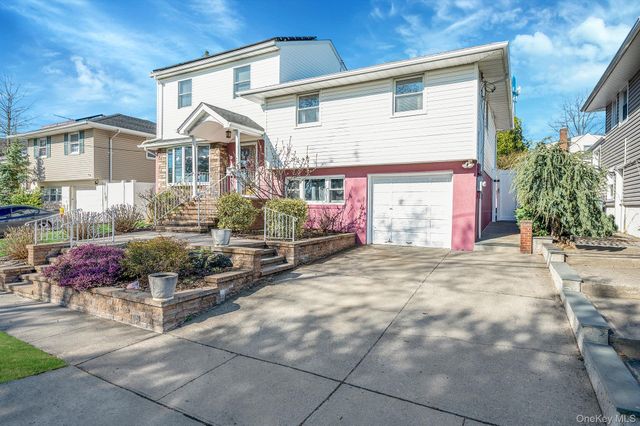 257 Garden City Road, Franklin Square, NY 11010