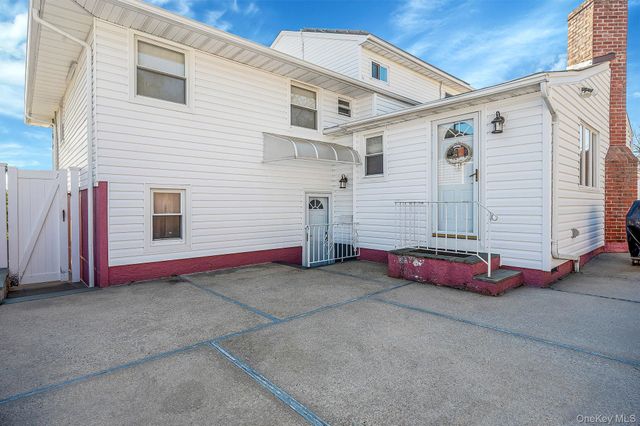 257 Garden City Road, Franklin Square, NY 11010