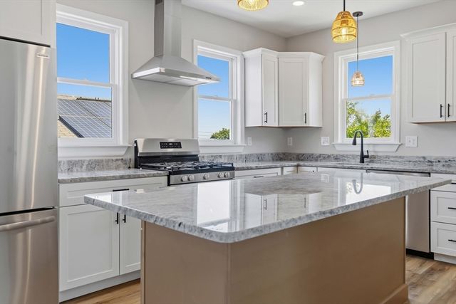 72 South Ave, Revere, MA 02151