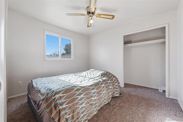 13412 Common Road, Warren, MI 48088