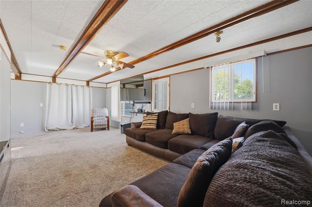 13412 Common Road, Warren, MI 48088