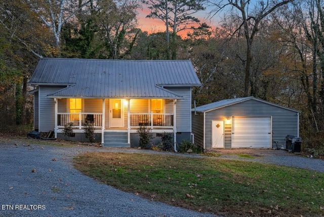 795 Athens Pike, Etowah, TN 37331