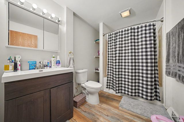 708 Liberty Drive, Mishawaka, IN 46545