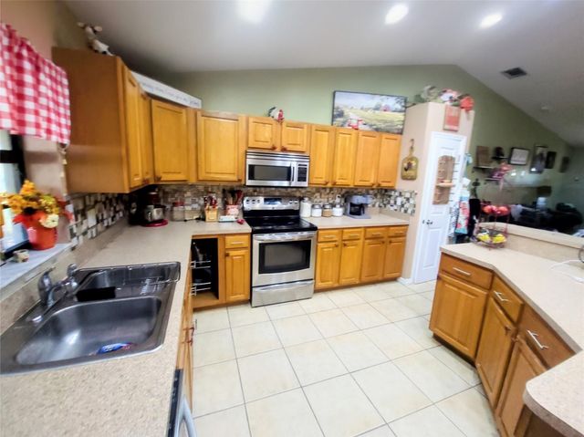 1153 Jerdik Drive, Moore Haven, FL 33471