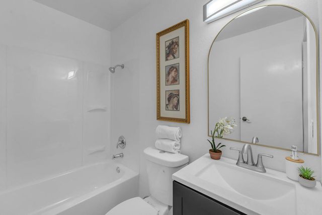 72682 Thrush Road 1, Palm Desert, CA 92260