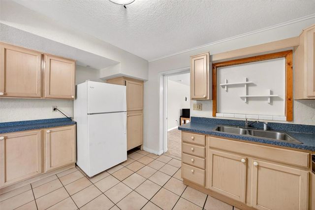 715 S RANDOLPH AVENUE, Kissimmee, FL 34741