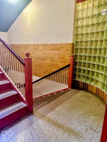 920 E 62nd Street M14, Indianapolis, IN 46220