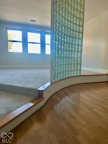 920 E 62nd Street M14, Indianapolis, IN 46220