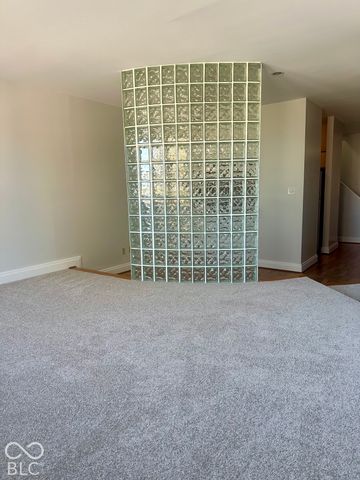 920 E 62nd Street M14, Indianapolis, IN 46220