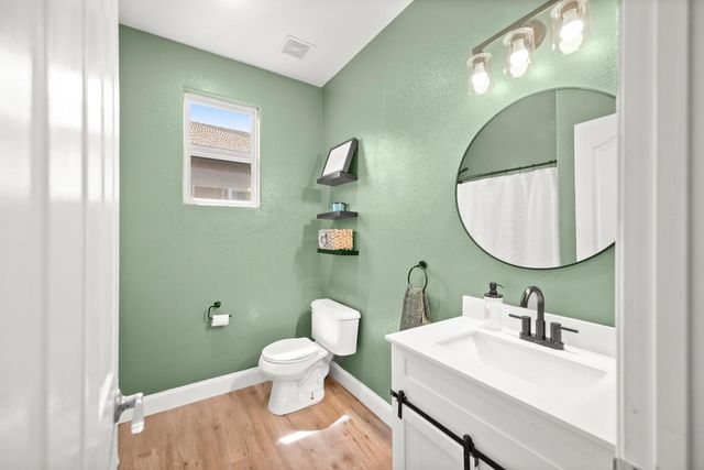 4343 Bluebell Ave, Olivehurst, CA 95961