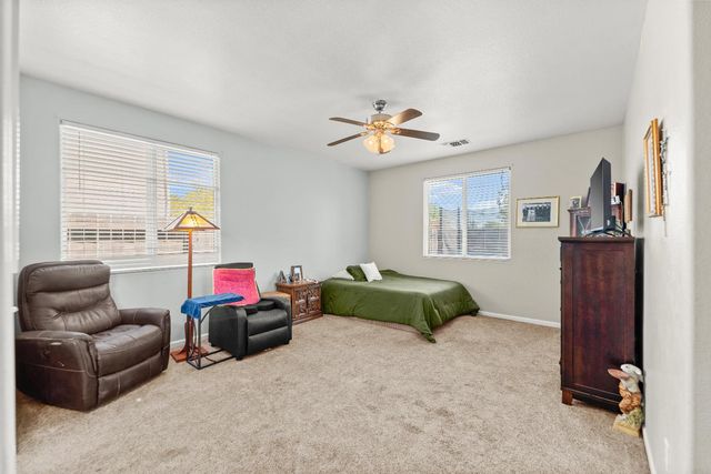 4343 Bluebell Ave, Olivehurst, CA 95961