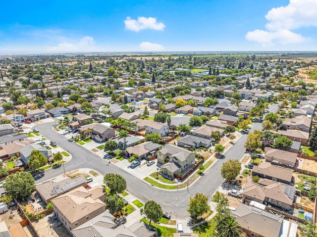 4343 Bluebell Ave, Olivehurst, CA 95961