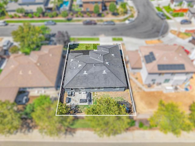 4343 Bluebell Ave, Olivehurst, CA 95961