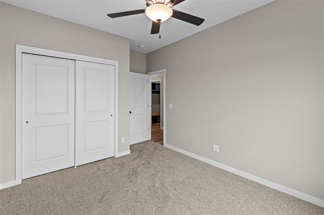 3056 Ridgeview Circle, Coralville, IA 52241