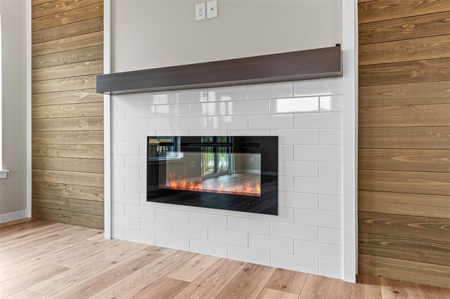 3056 Ridgeview Circle, Coralville, IA 52241