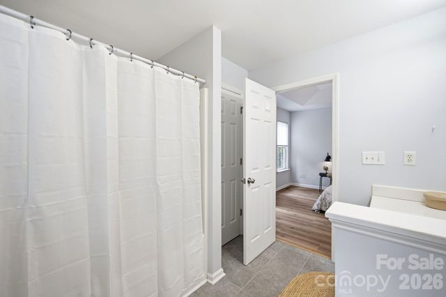 1008 Raywood Court, Matthews, NC 28104