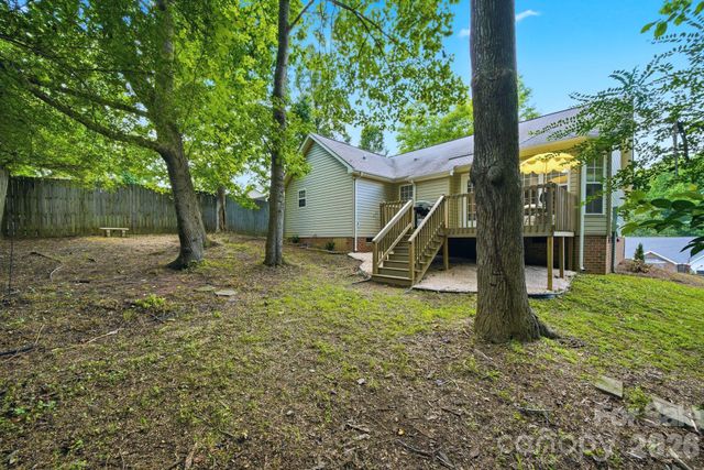 1008 Raywood Court, Matthews, NC 28104