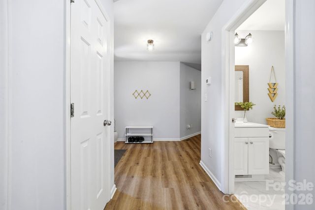 1008 Raywood Court, Matthews, NC 28104