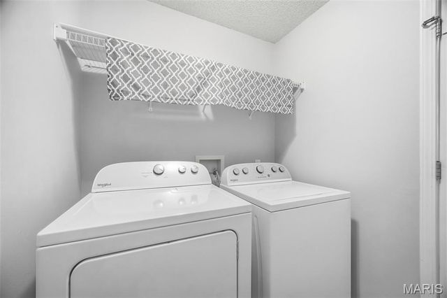 105 Hillcrest Court, St Robert, MO 65584