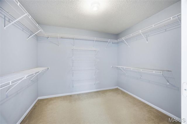 105 Hillcrest Court, St Robert, MO 65584